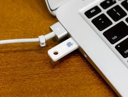 Що робити, якщо MacBook не бачить флешку