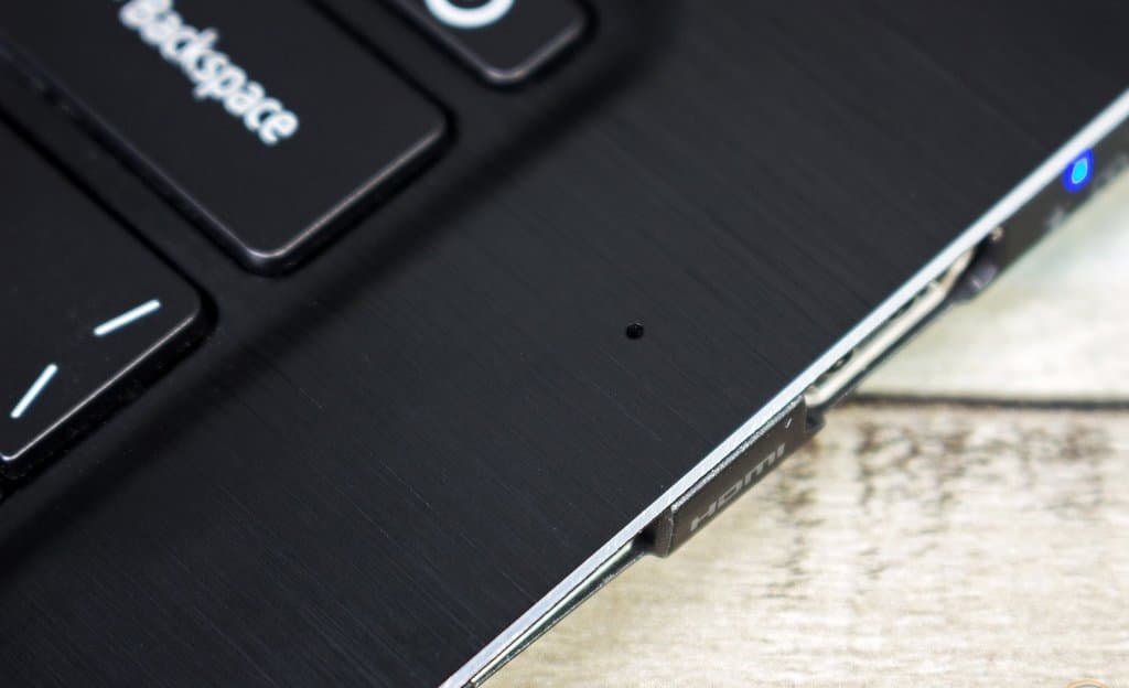 laptop-mic.jpg